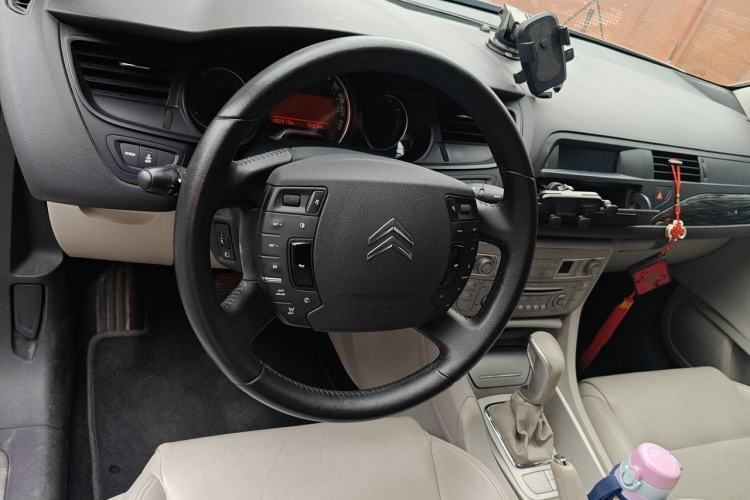 Used Citroen C5 2011 2.3L Automatic Zunyu Version Steering Wheel