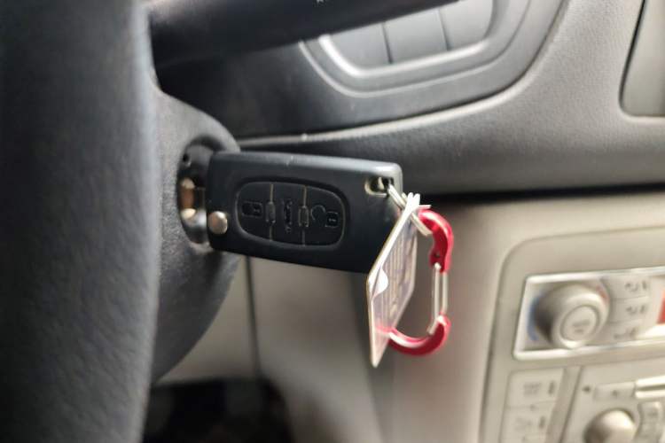 Used Citroen C5 2011 Dongfang Zhilü 2.3L Automatic Zunyu Model Vehicle Key