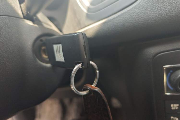 Used Citroen C5 2011 2.3L Automatic Zunyu Version Vehicle Key