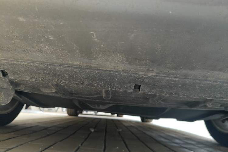 Used Citroen C5 2011 2.3L Automatic Luxury Version Chassis Front