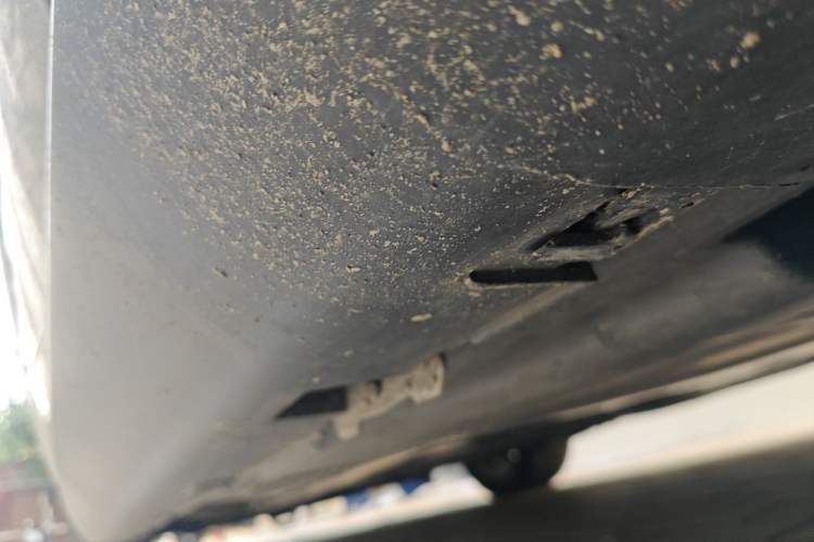 Used Citroen C5 2011 2.3L Automatic Luxury Version Chassis Rear Left