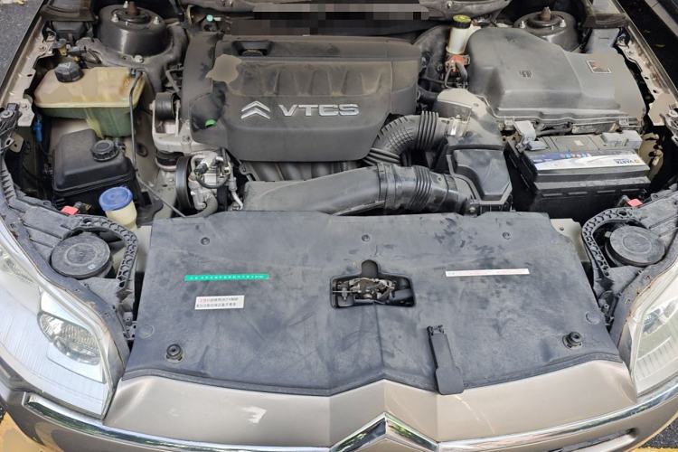 Used Citroen C5 2011 2.3L Automatic Zunyu Version Engine Bay