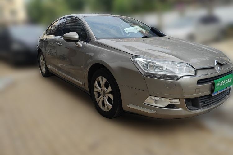 Used Citroen C5 2011 2.3L Automatic Luxury Version Front Right 45 Deg