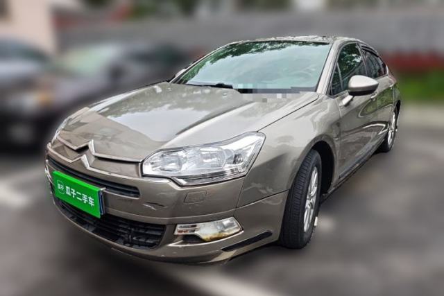 Citroen C5 2011 2.0L Manual Comfort Edition usado