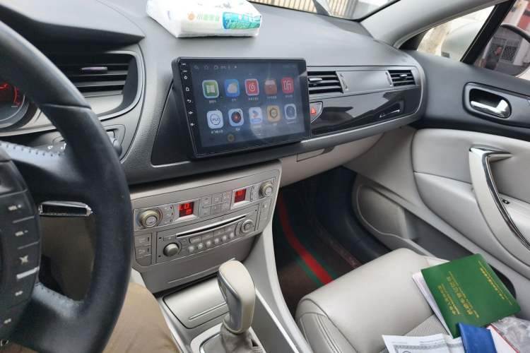Used Citroen C5 2011 2.3L Automatic Zunyu Version Audio And AC Panel
