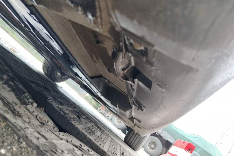 Used Citroen C5 2011 2.3L Automatic Zunya Edition Chassis Front Left