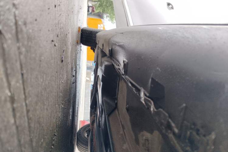 Used Citroen C5 2011 2.3L Automatic Zunya Edition Chassis Front Right