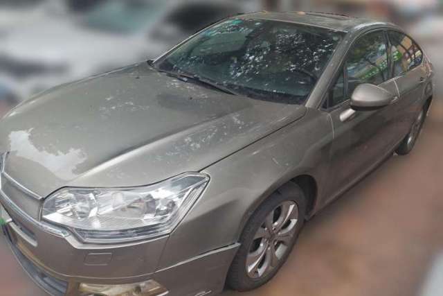 Citroen C5 2011 2.3L Automatic Zunyu Version с пробегом