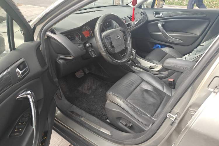Used Citroen C5 2011 2.3L Automatic Zunyu Version Driver Seat