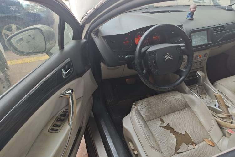 Used Citroen C5 2011 2.3L Automatic Zunyu Version Driver Seat