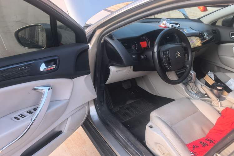 Used Citroen C5 2011 2.3L Automatic Zunyu Version Driver Seat