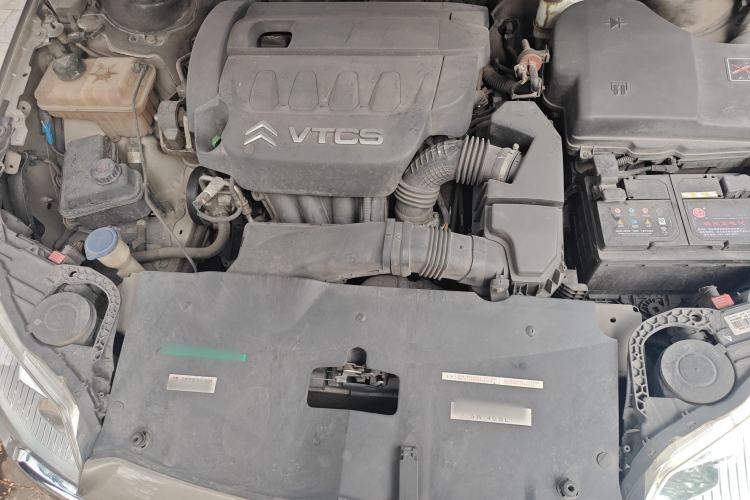 Used Citroen C5 2011 2.3L Automatic Zunyu Version Engine Bay