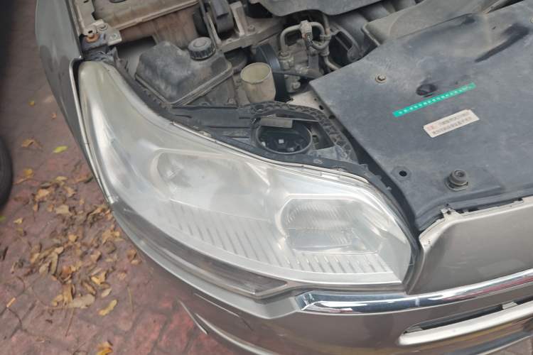 Used Citroen C5 2011 2.3L Automatic Zunyu Version Engine Bay Right