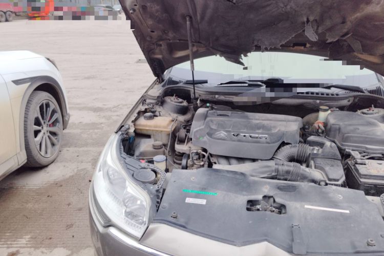 Used Citroen C5 2011 2.3L Automatic Zunya Edition Engine Bay Right