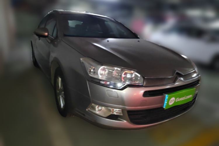 Used Citroen C5 2011 Dongfang Zhilü 2.0L Automatic Comfort Model Front Right 45 Deg