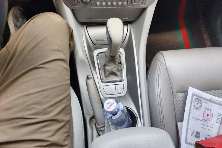 Used Citroen C5 2011 2.3L Automatic Zunyu Version Gear Lever