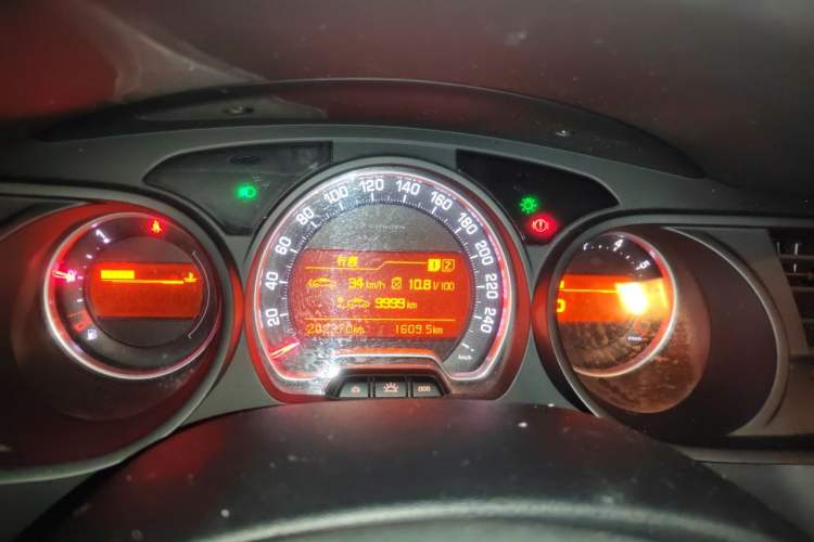 Used Citroen C5 2011 Dongfang Zhilü 2.0L Automatic Comfort Model Instrument Cluster