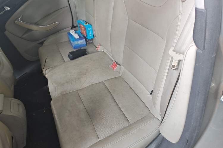 Used Citroen C5 2011 2.3L Automatic Zunyu Version Left Rear Seat