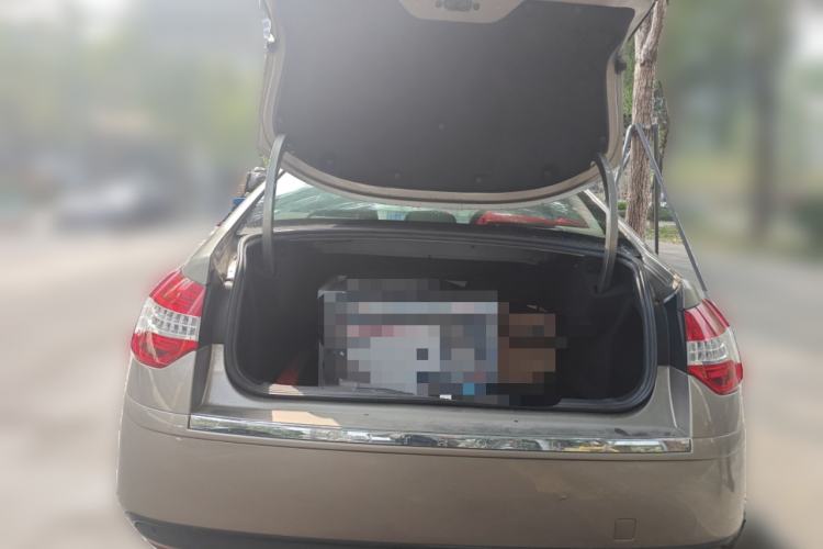 Used Citroen C5 2011 2.3L Automatic Zunyu Version Trunk