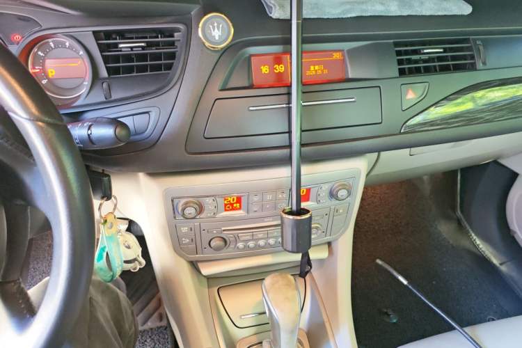 Used Citroen C5 2011 2.3L Automatic Zunya Edition Audio And AC Panel