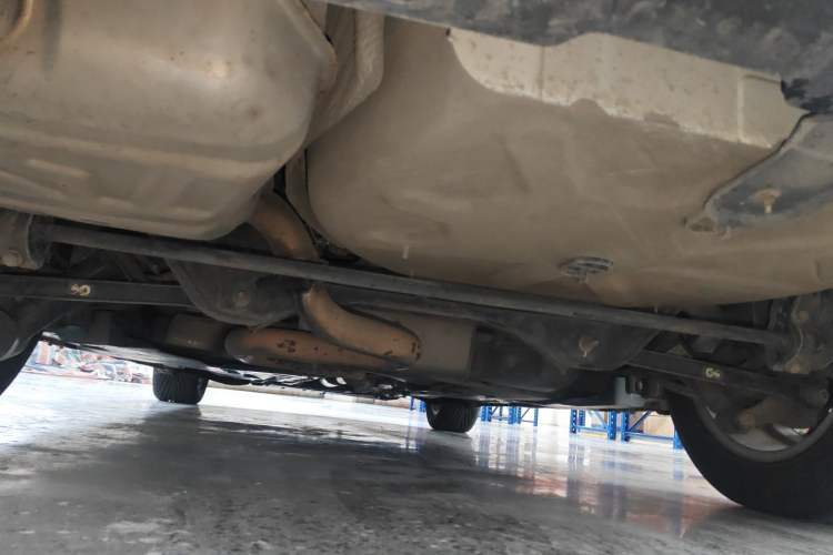 Used Citroen C5 2011 Dongfang Zhilü 2.3L Automatic Zunyu Model Chassis Rear