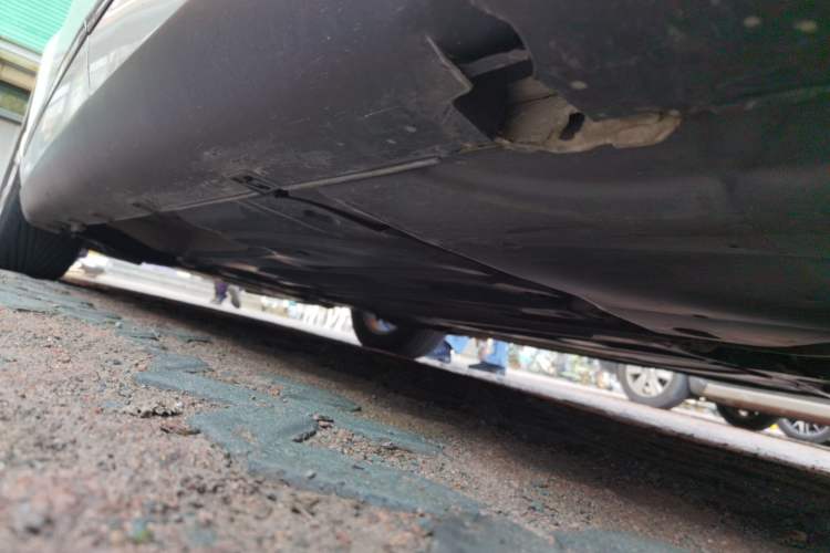 Used Citroen C5 2011 Dongfang Zhilü 2.3L Automatic Zunyu Model Chassis Rear Left