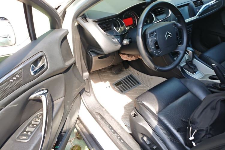 Used Citroen C5 2011 Dongfang Zhilü 2.3L Automatic Luxury Model Driver Seat