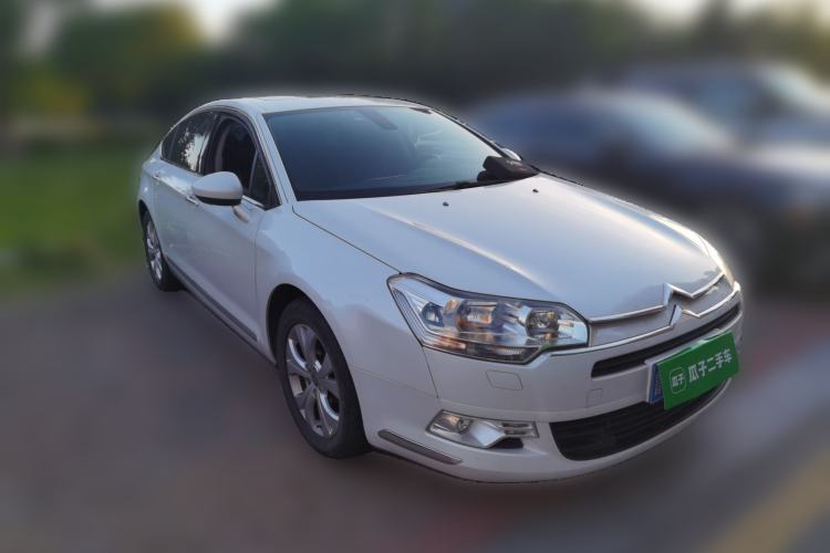 Used Citroen C5 2011 Dongfang Zhilü 2.3L Automatic Zunyu Model Front Right 45 Deg