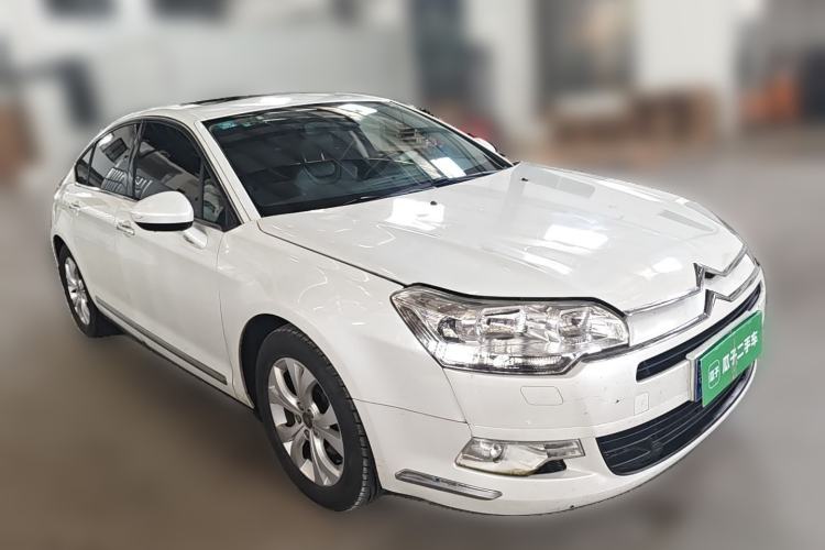 Used Citroen C5 2011 Dongfang Zhilü 2.3L Automatic Zunyu Model Front Right 45 Deg