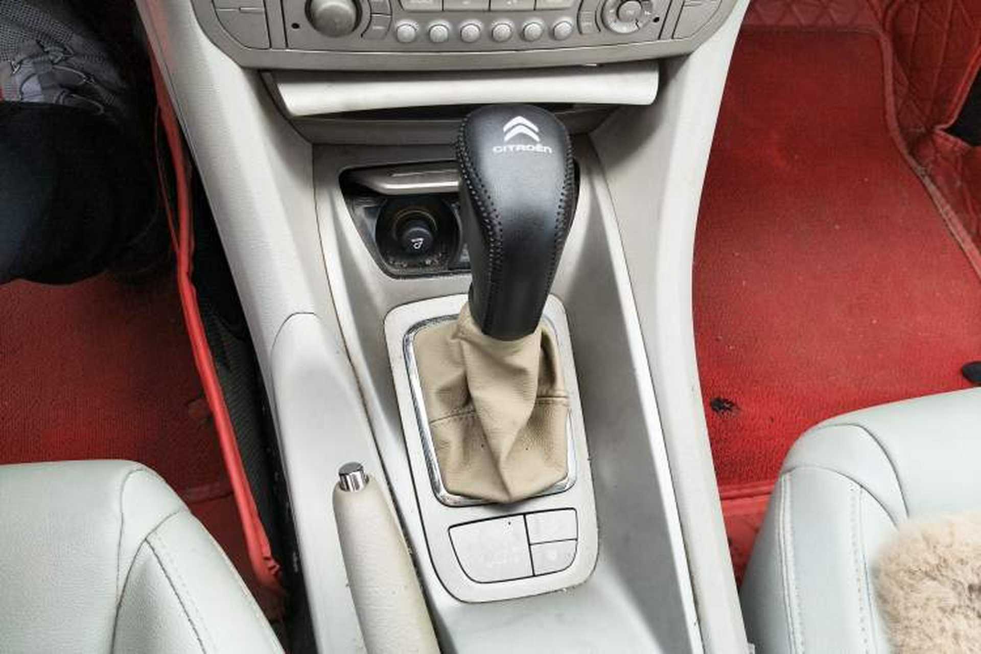 Used Citroen C5 2011 2.0L Automatic Comfort Edition Gear Lever