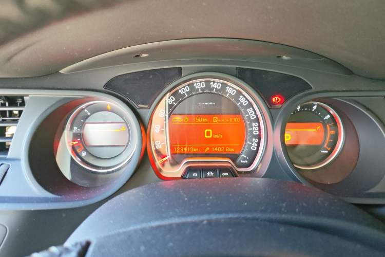 Used Citroen C5 2011 2.3L Automatic Zunya Edition Instrument Cluster
