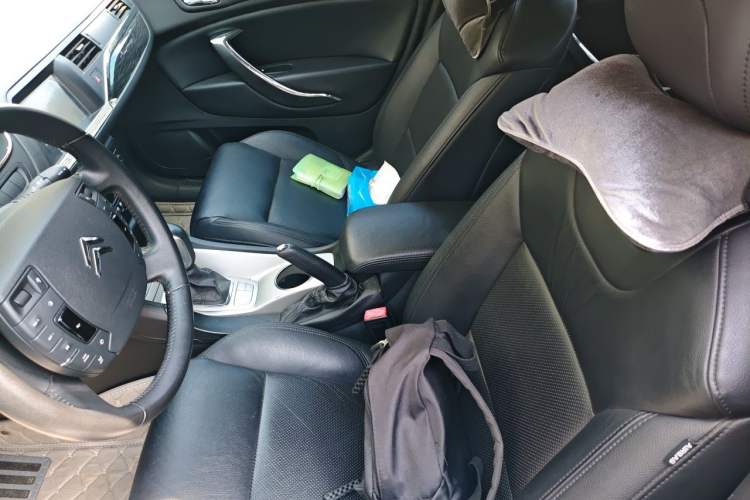 Used Citroen C5 2011 Dongfang Zhilü 2.3L Automatic Luxury Model Left Front Seat