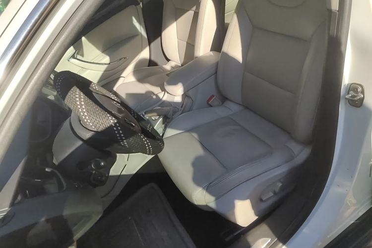 Used Citroen C5 2011 2.3L Automatic Zunyu Version Left Front Seat