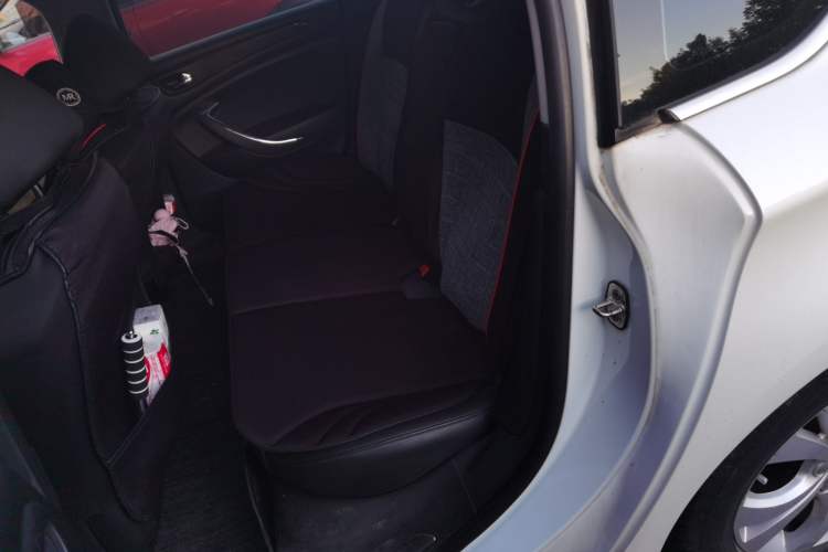 Used Citroen C5 2011 Dongfang Zhilü 2.3L Automatic Zunyu Model Left Rear Seat