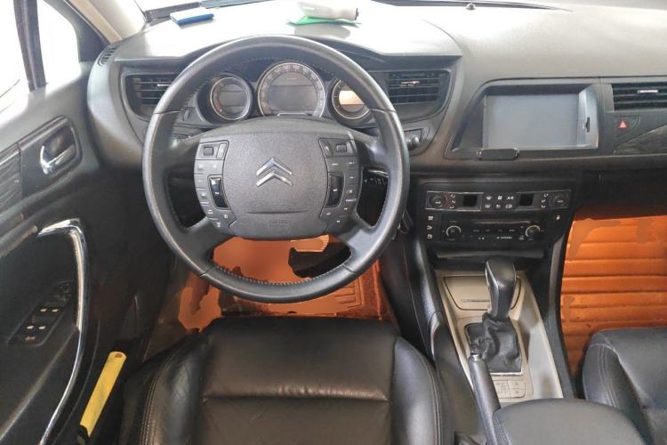 Used Citroen C5 2011 Dongfang Zhilü 2.3L Automatic Zunyu Model Steering Wheel
