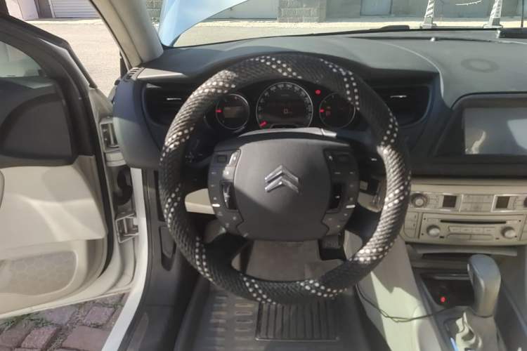 Used Citroen C5 2011 2.3L Automatic Zunyu Version Steering Wheel