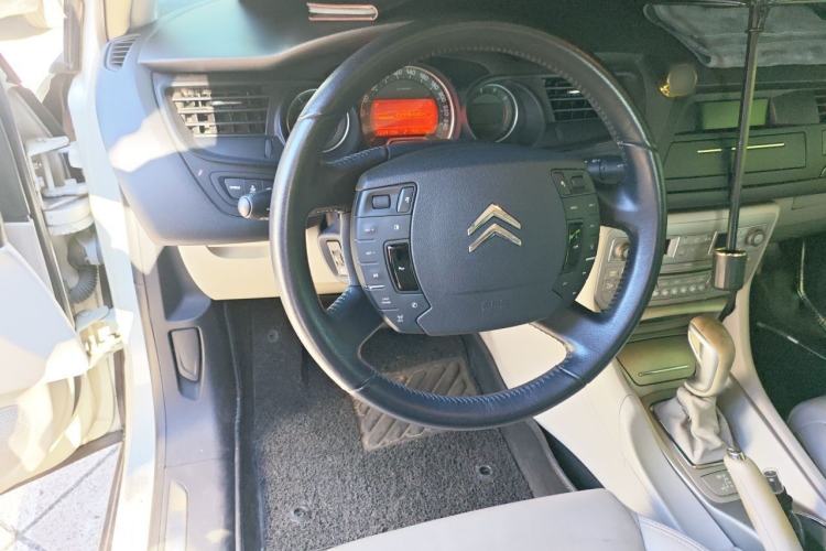 Used Citroen C5 2011 2.3L Automatic Zunya Edition Steering Wheel