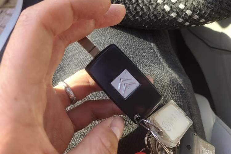 Used Citroen C5 2011 2.3L Automatic Zunyu Version Vehicle Key