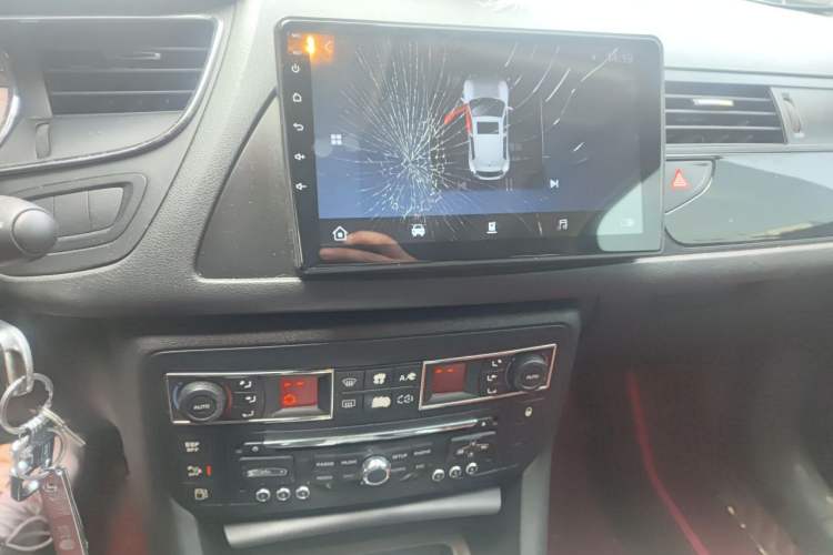 Used Citroen C5 2012 2.3L Automatic Zunyu Version Audio And AC Panel