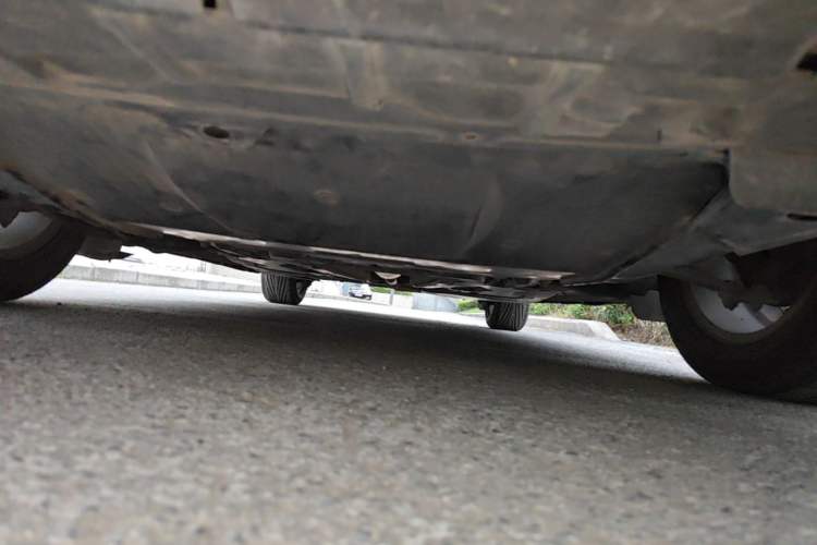 Used Citroen C5 2012 2.3L Prestige Version 20th Anniversary Edition Chassis Front