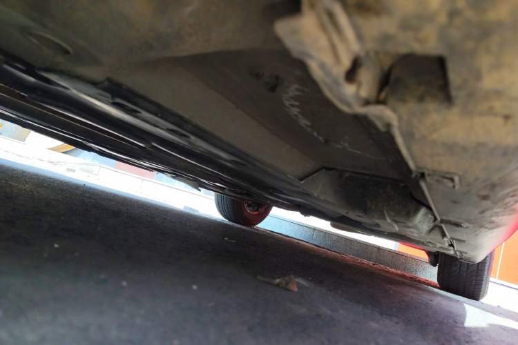 Used Citroen C5 2012 2.0L Automatic Luxury Edition Chassis Front Left