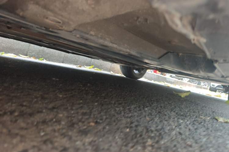 Used Citroen C5 2012 2.3L Automatic Zunyu Version Chassis Front Left