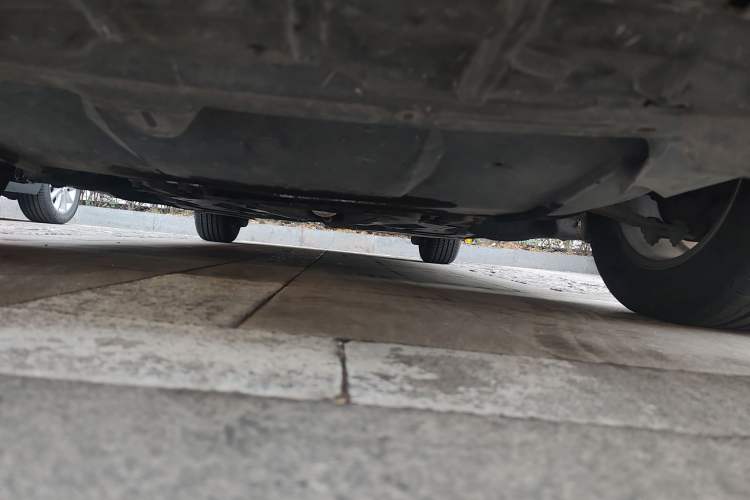 Used Citroen C5 2012 2.0L Automatic Luxury Edition Chassis Front