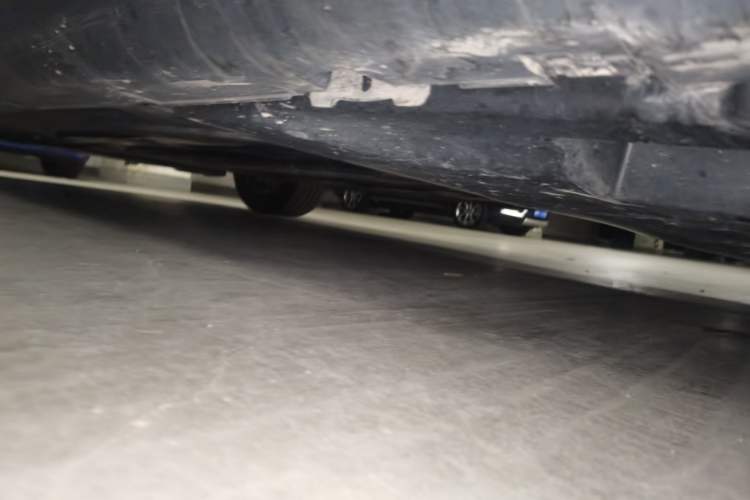 Used Citroen C5 2012 2.0L Automatic Luxury Edition Chassis Rear Left