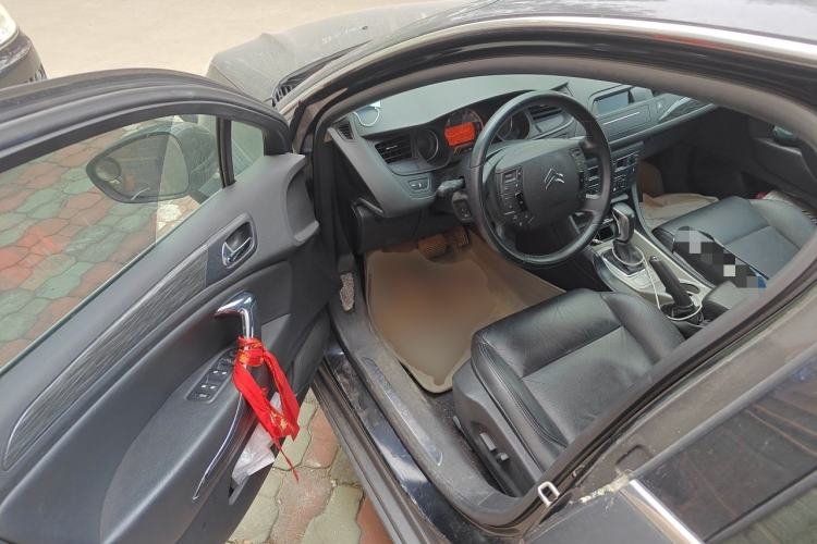 Used Citroen C5 2012 2.0L Automatic Luxury Edition Driver Seat