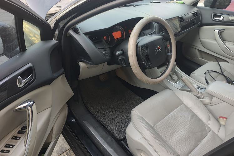 Used Citroen C5 2012 2.0L Automatic Luxury Edition Driver Seat