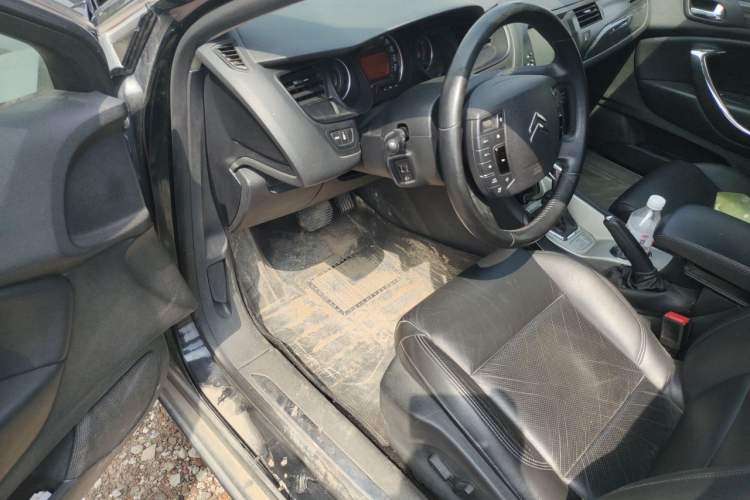 Used Citroen C5 2012 2.0L Automatic Luxury Edition Driver Seat