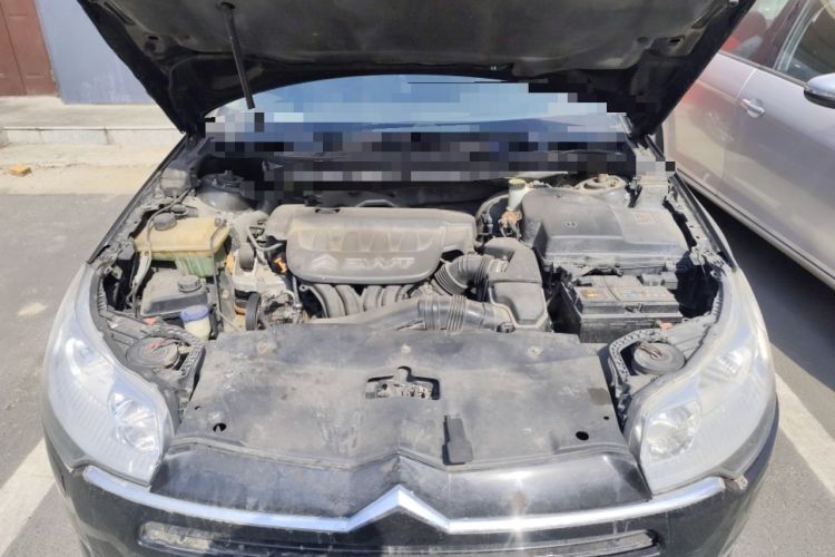 Used Citroen C5 2012 2.0L Automatic Luxury Edition Engine Bay