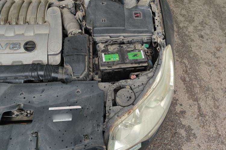 Used Citroen C5 2012 3.0L Automatic Flagship Edition Engine Bay Left