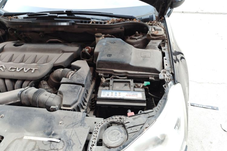 Used Citroen C5 2012 2.0L Automatic Luxury Edition Engine Bay Left